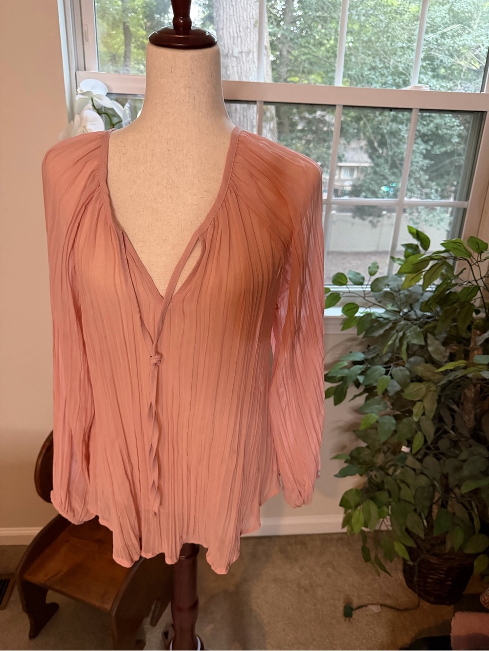 Cupio Blush Pink Pleated Tie Neck Boho Blouse Size M